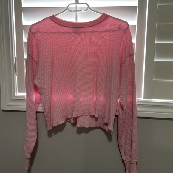 Aritzia TNA Alamo Thermal - Picture 2 of 2